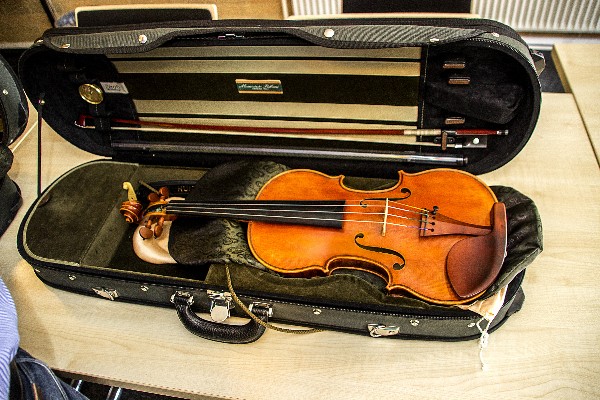 Frandsens-violin----Guarner.jpg
